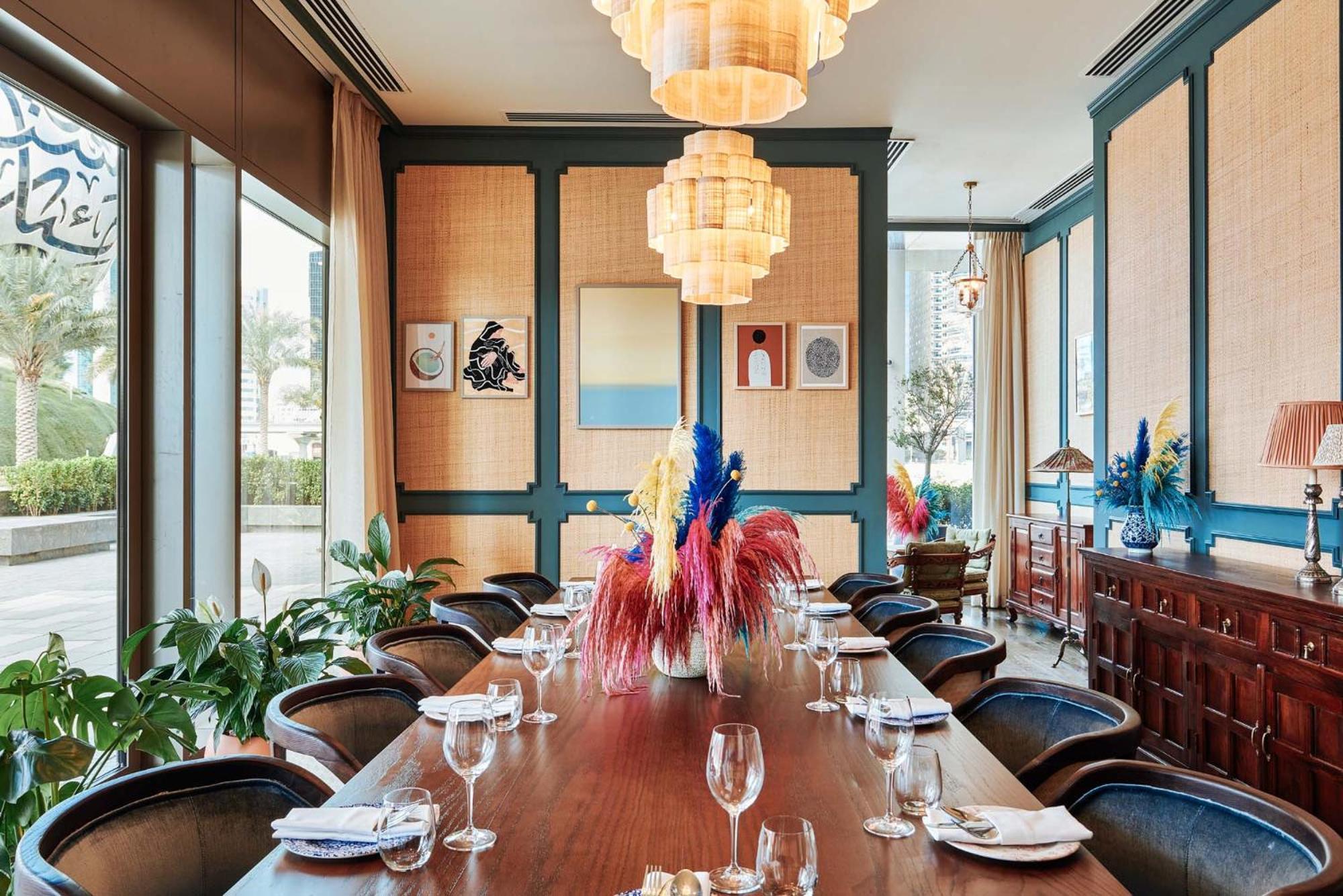 25Hours Hotel Dubai One Central Exterior foto The dining room at the restaurant