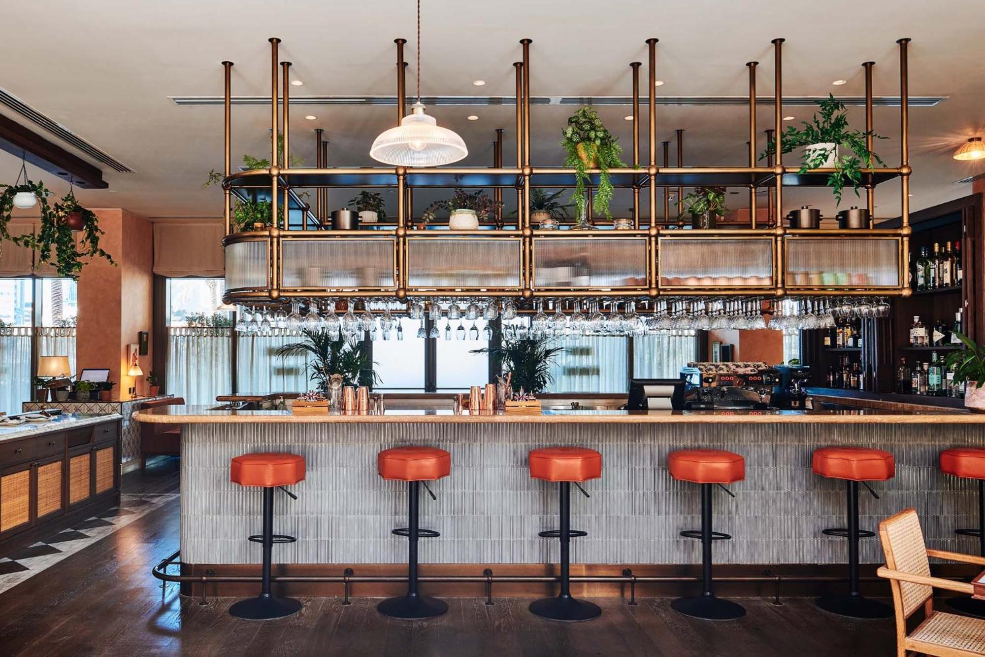 25Hours Hotel Dubai One Central Exterior foto The bar at the restaurant
