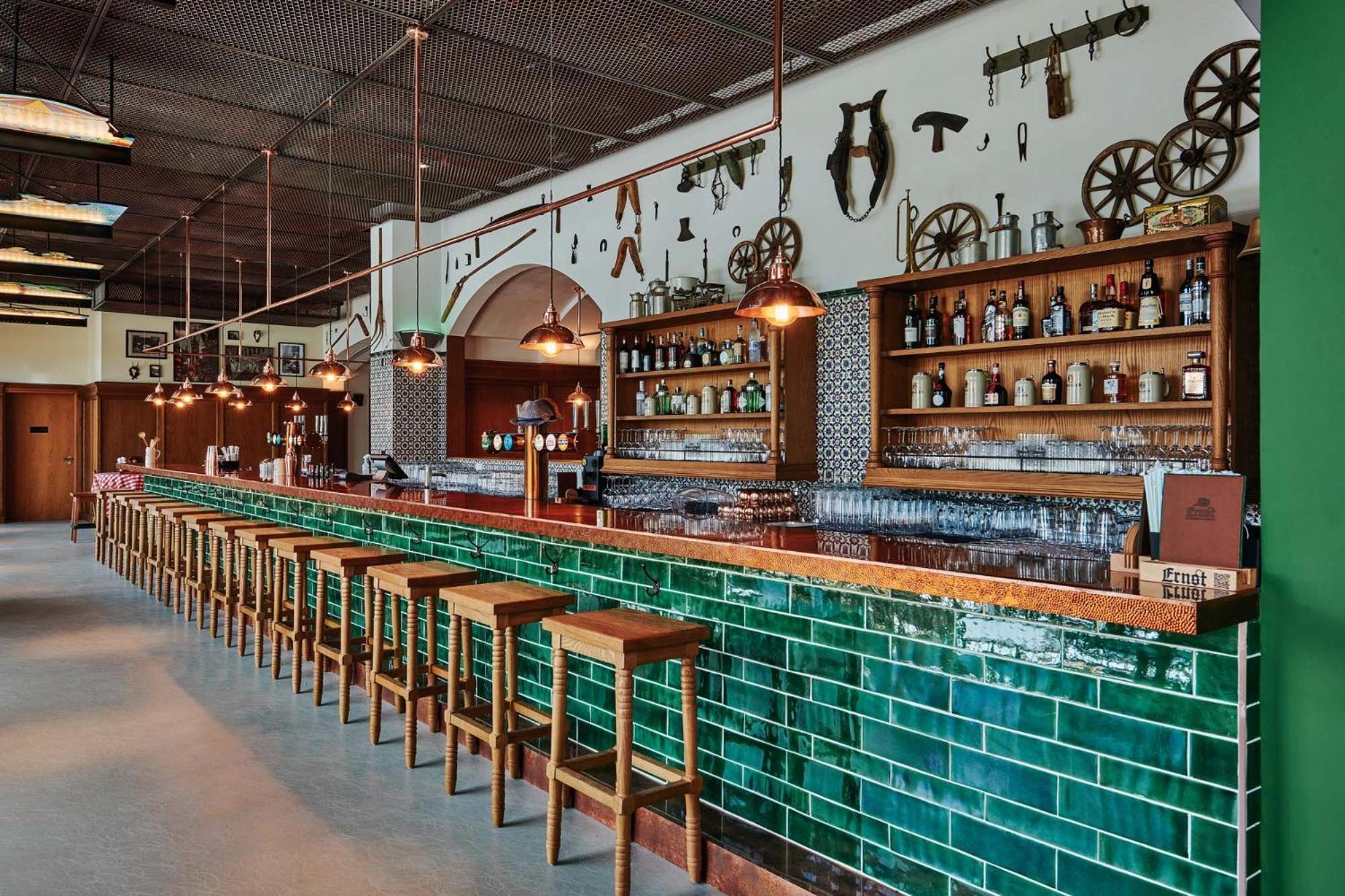 25Hours Hotel Dubai One Central Exterior foto The bar at the Old Bus Depot Museum