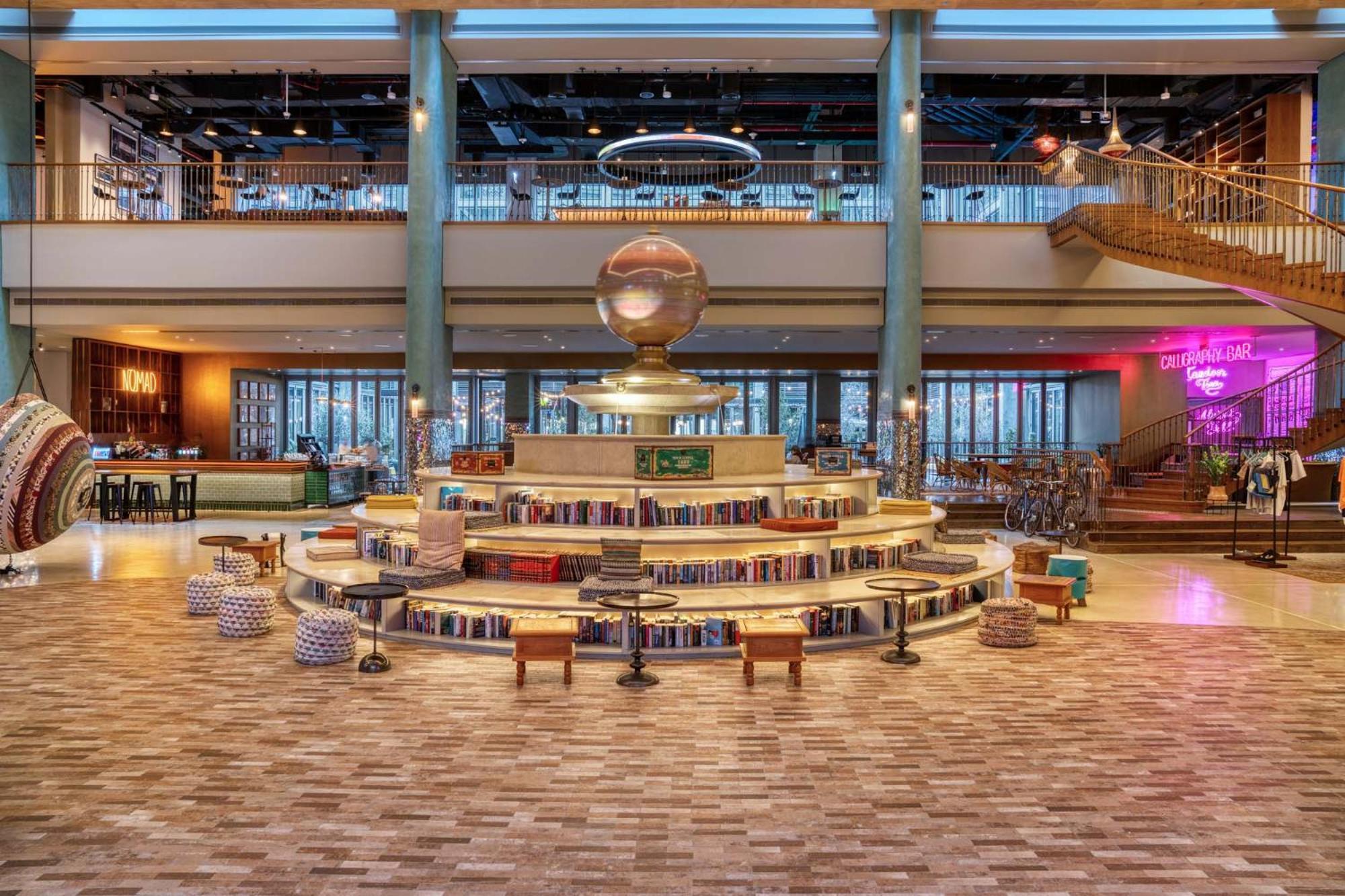 25Hours Hotel Dubai One Central Exterior foto The Library at the Hotel