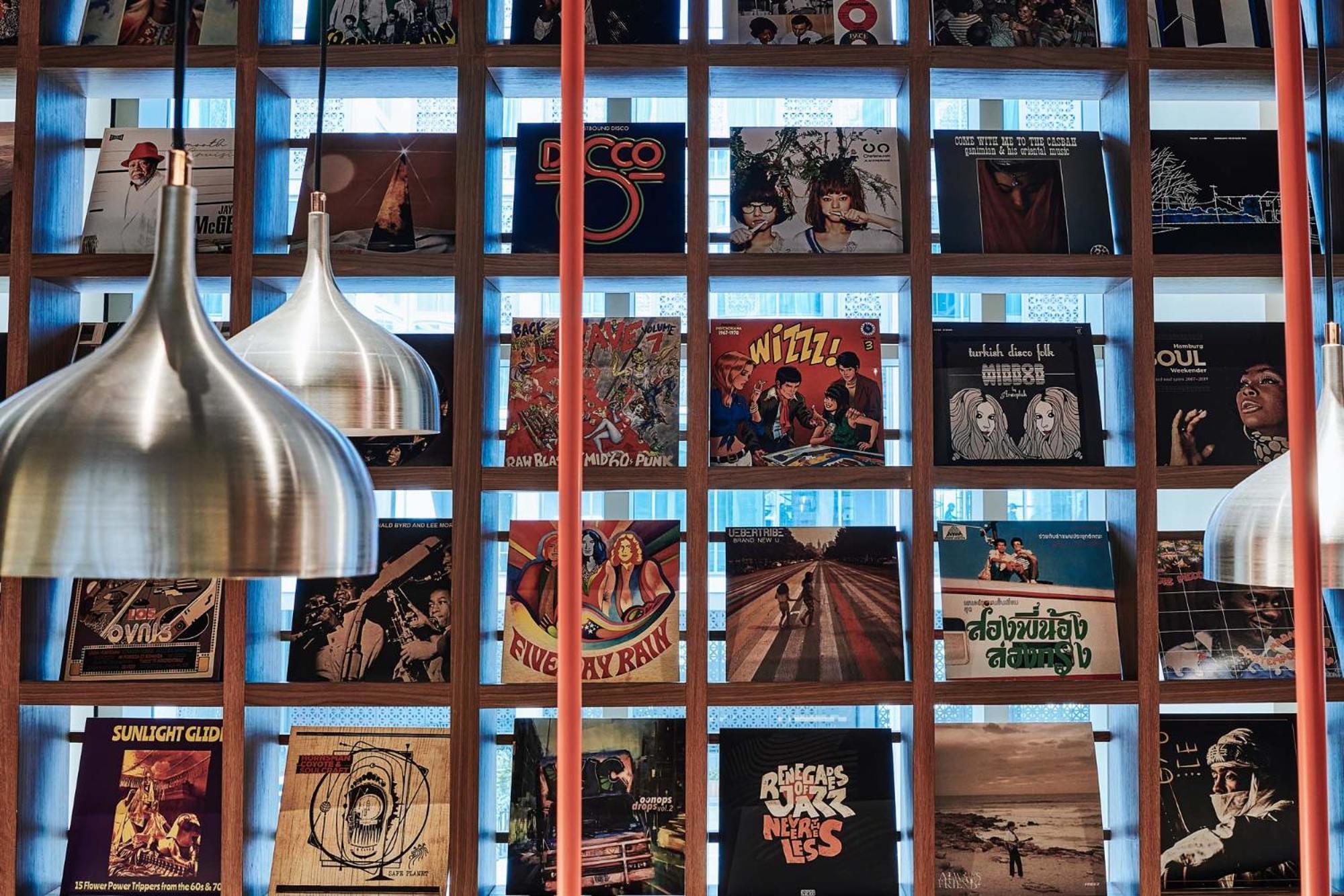25Hours Hotel Dubai One Central Exterior foto Thai rock album covers